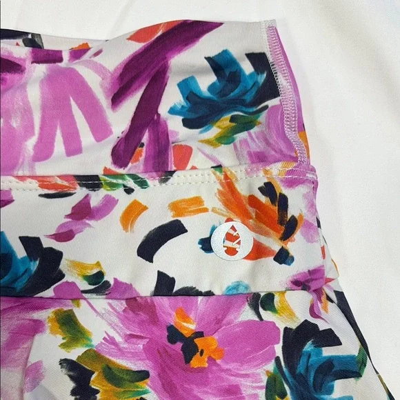 Dona Jo athletic/pickleball skort, size medium - Picture 3 of 9